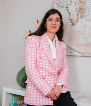 CLAUDIA COSME